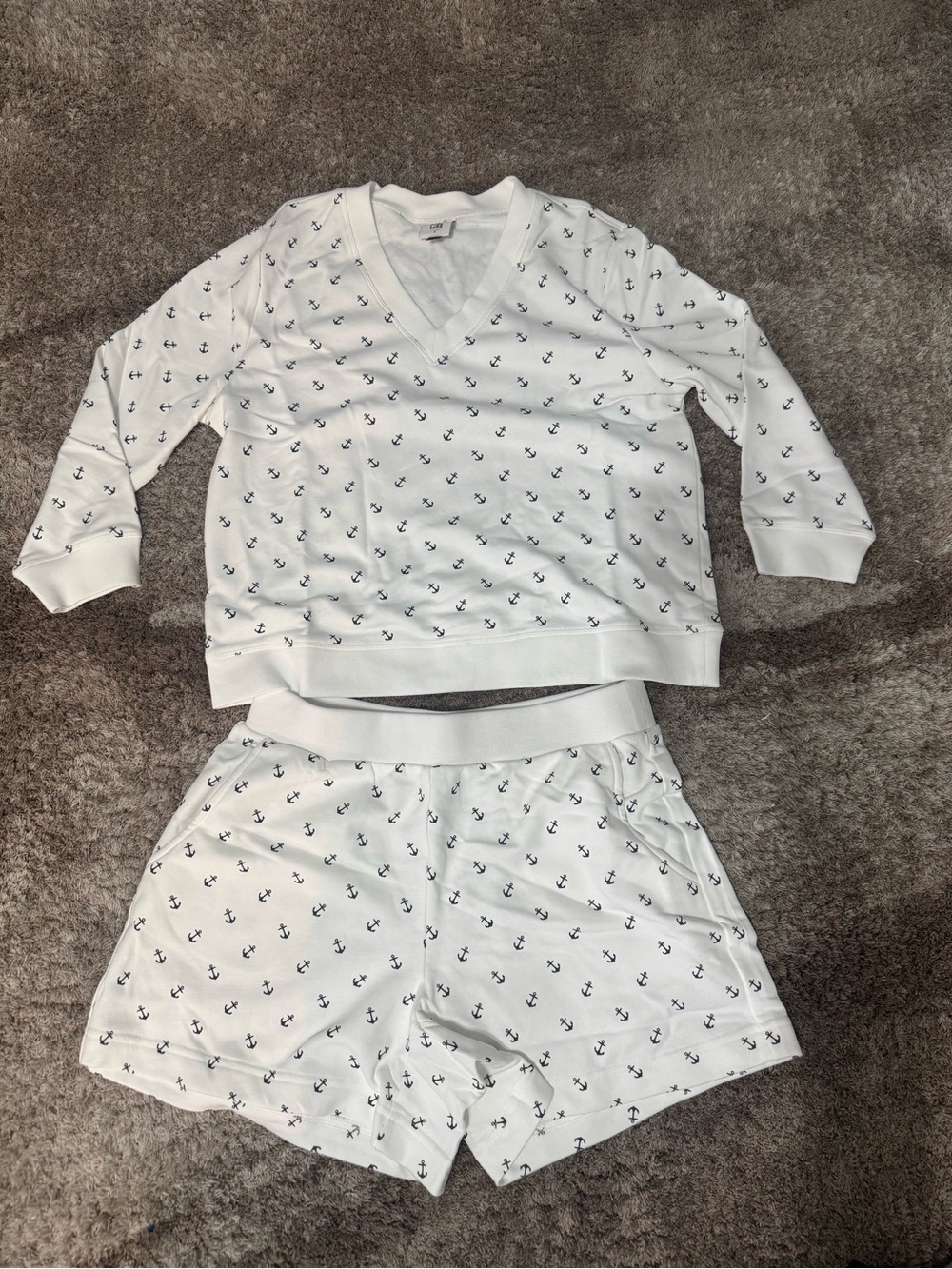 Cabi anchor sweatshirt and short